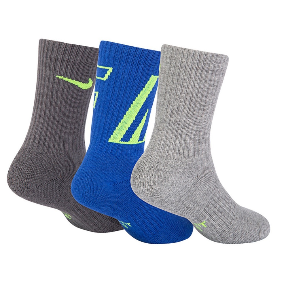 NEW Boys Nikes dri fit performance crew socks